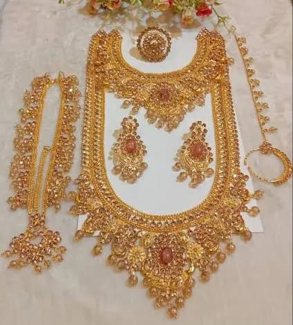 স্বর্ণের অলঙ্কার